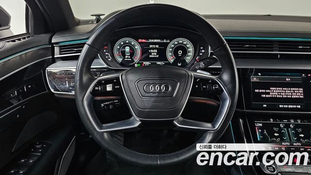 Audi A8 2023 — ფოტო 13/20
