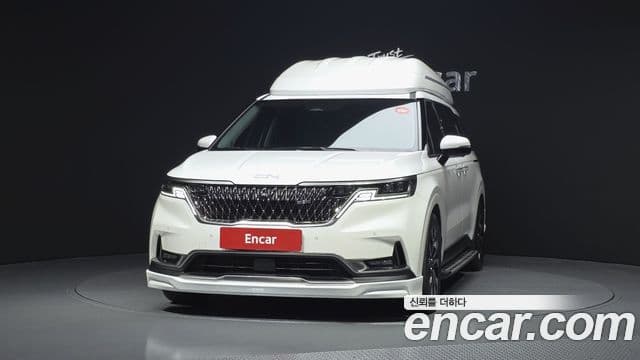 Kia Carnival 2021 — ფოტო 3/20