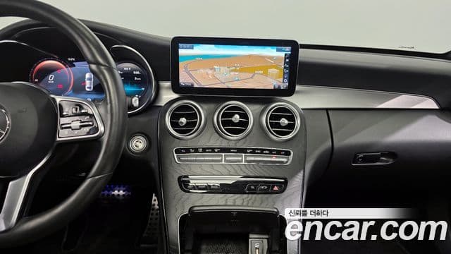 Mercedes-Benz C-Class 2021 — Şəkil 19/20
