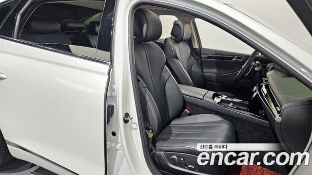 Genesis Electrified G80 2022 — ფოტო 12/20
