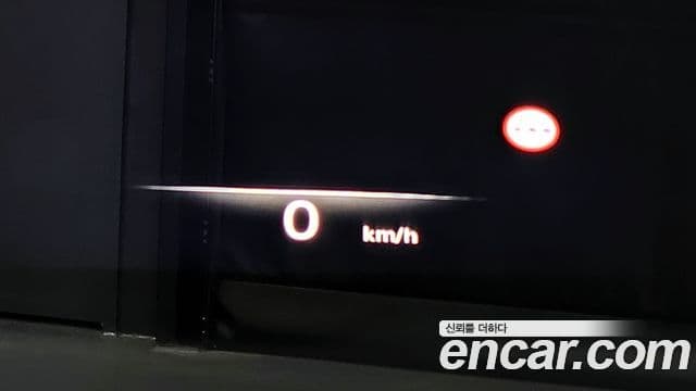 Genesis Electrified G80 2022 — ფოტო 15/20