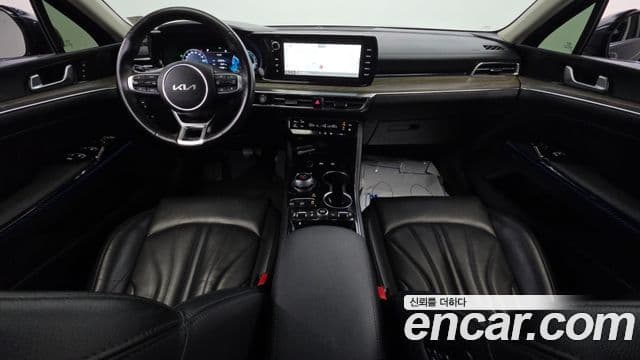 Kia K5 2023 — ფოტო 7/20