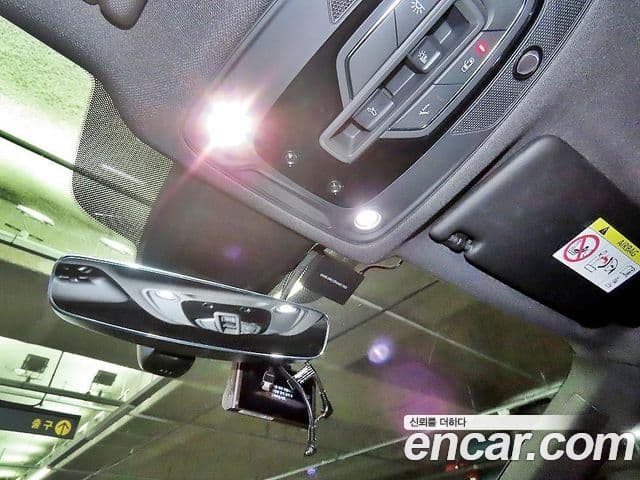 Audi SQ5 2022 — Photo 2/20