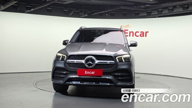 Mercedes-Benz GLE-Class 2019 — ფოტო 3/20