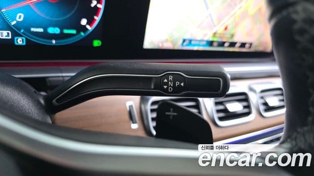 Mercedes-Benz GLE-Class 2019 — ფოტო 9/20