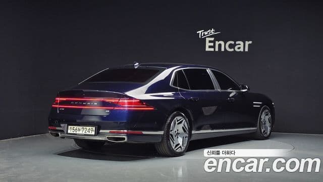 Genesis G90 2022 — Photo 19/20