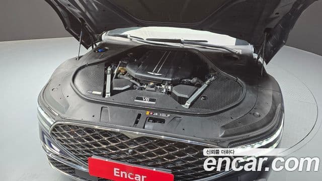 Genesis G90 2022 — Photo 10/20