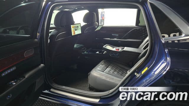 Genesis G90 2022 — Photo 15/20