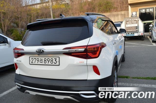 Kia Seltos 2019 — ფოტო 4/20