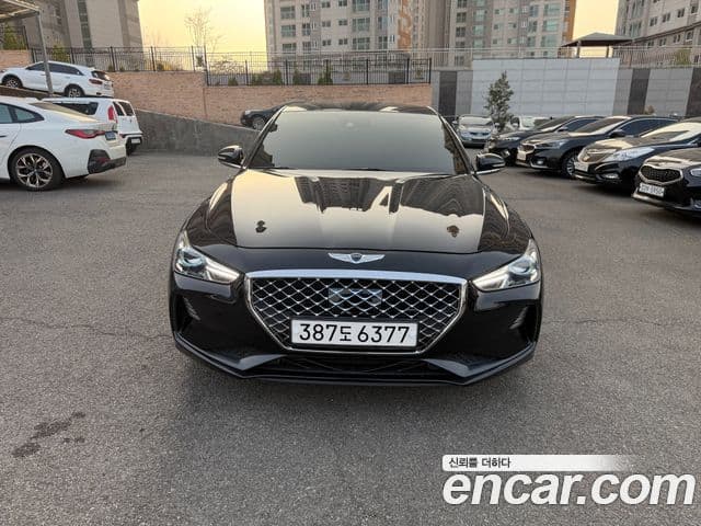 Genesis G70 2020 — ფოტო 1/17