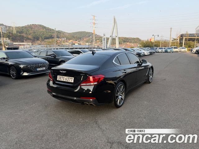 Genesis G70 2020 — фото 4 из 17
