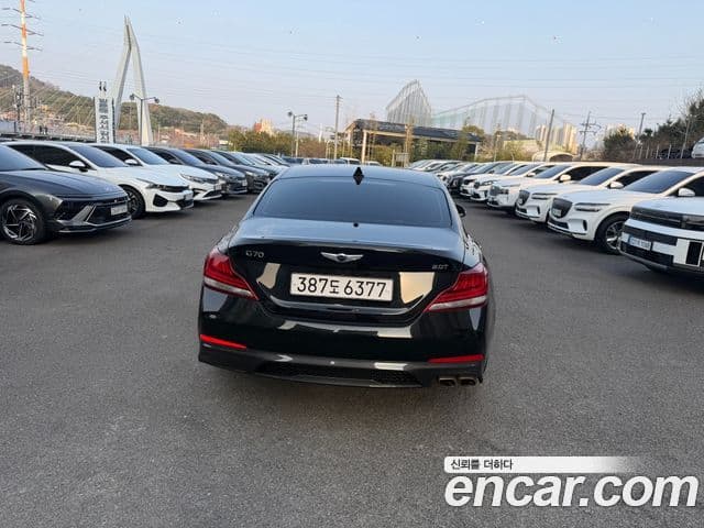 Genesis G70 2020 — фото 5 из 17