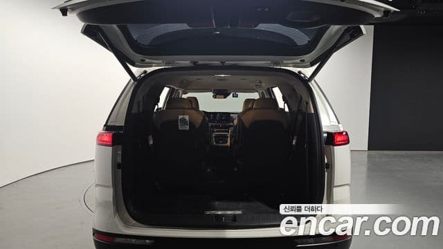 Kia Carnival 2020 — Фото 20/20