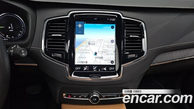 Volvo XC90 2021 — фото 14 из 20