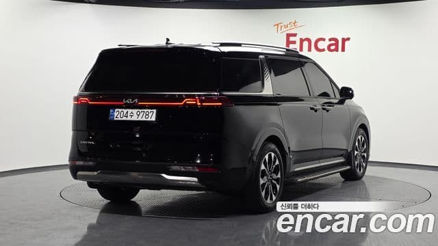 Kia Carnival 2023 — Şəkil 2/20