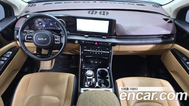 Kia Carnival 2023 — Şəkil 7/20