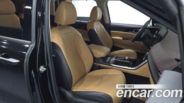 Kia Carnival 2023 — Şəkil 10/20