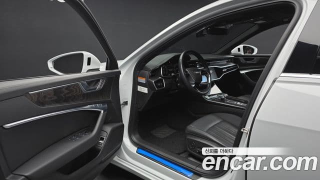 Audi A6 2022 — Şəkil 10/20