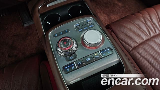 Genesis G90 2022 — Photo 3/20