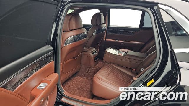 Genesis G90 2022 — Photo 4/20