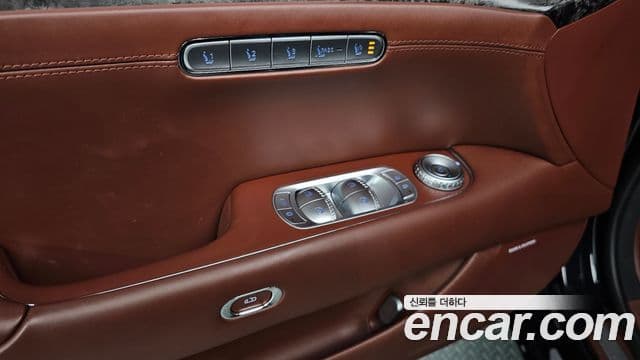 Genesis G90 2022 — Photo 12/20