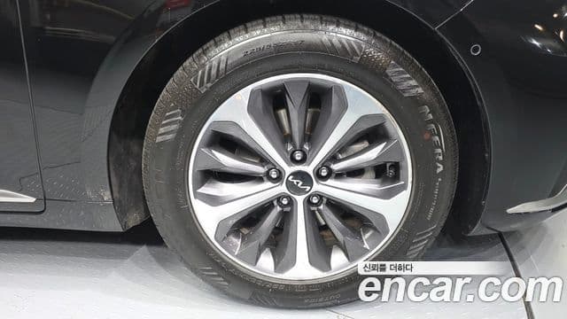 Kia K8 2022 — ფოტო 5/20