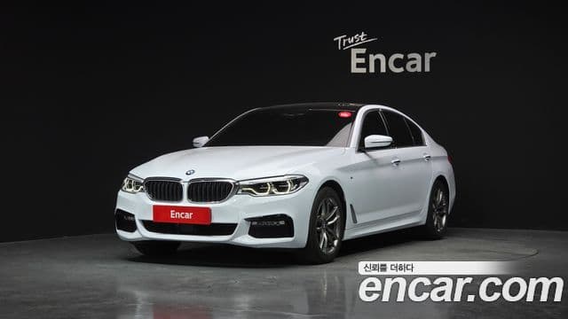BMW 5 Series 2018 — ფოტო 9/20