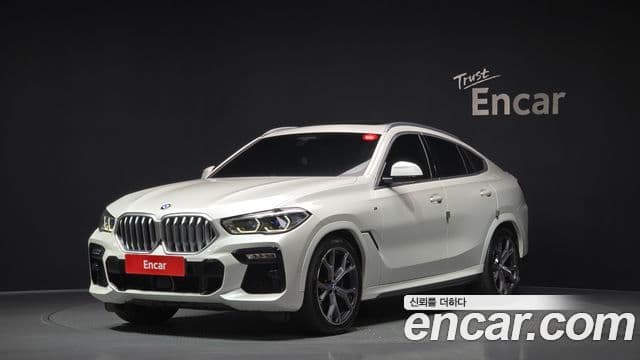 BMW X6 2021 — Photo 11/20