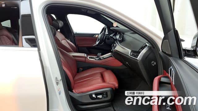 BMW X6 2021 — Photo 18/20