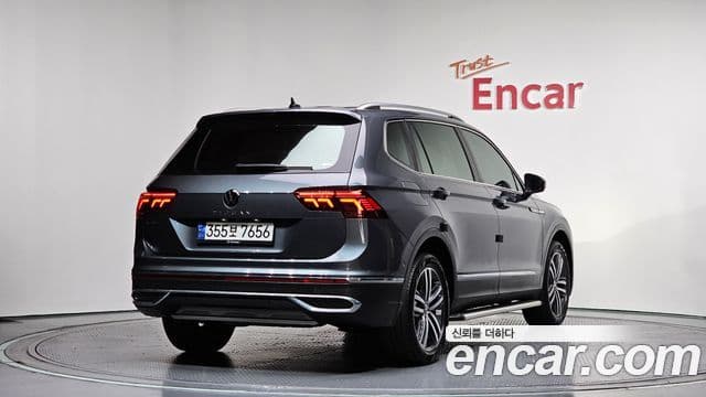 Volkswagen Tiguan Allspace 2023 — ფოტო 2/20
