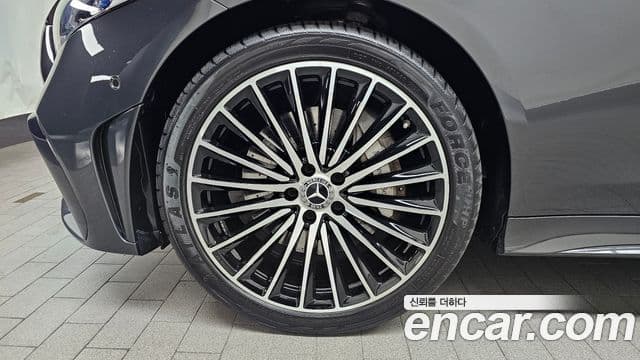 Mercedes-Benz CLS-Class 2022 — Фото 5/20