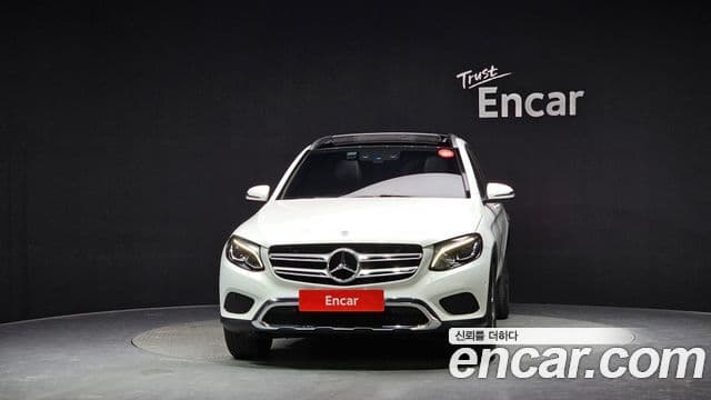 Mercedes-Benz GLC-Class 2018 — Şəkil 3/20