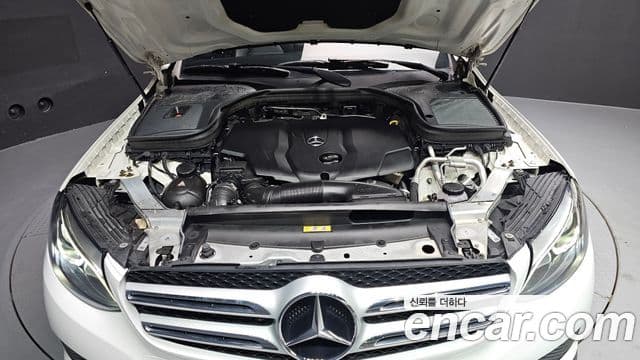 Mercedes-Benz GLC-Class 2018 — Şəkil 6/20
