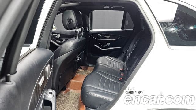 Mercedes-Benz GLC-Class 2018 — Şəkil 12/20
