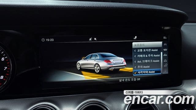 Mercedes-Benz E-Class 2018 — Фото 15/20