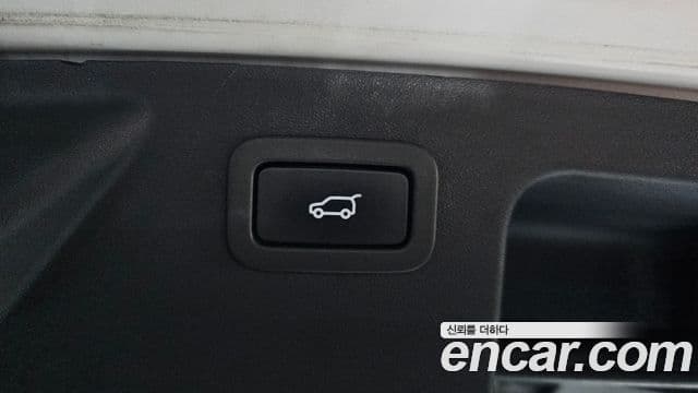 Land Rover Discovery Sport 2019 — фото 20 из 20