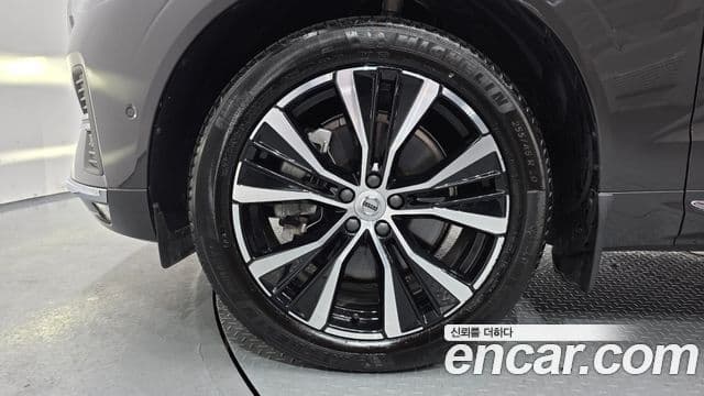 Volvo XC60 2024 — Şəkil 5/20