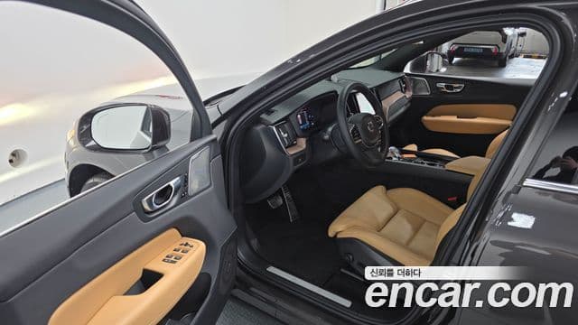 Volvo XC60 2024 — Şəkil 11/20