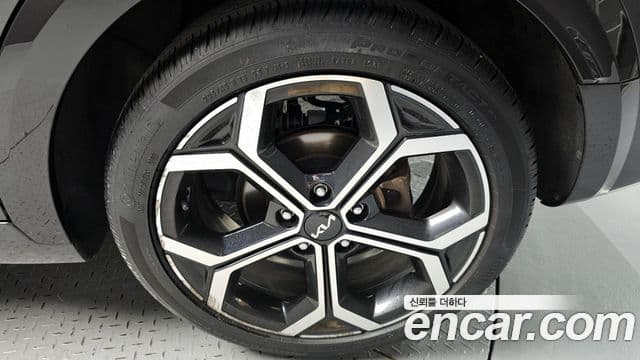 Kia Niro 2022 — фото 5 из 20