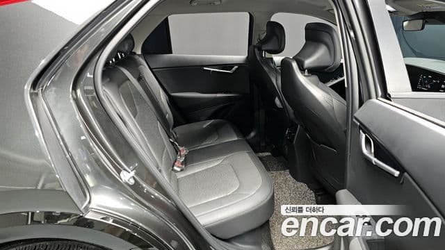Kia Niro 2022 — ფოტო 12/20