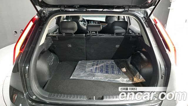 Kia Niro 2022 — фото 20 из 20
