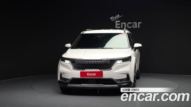 Kia Carnival 2022 — ფოტო 4/20
