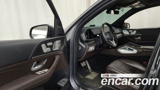 Mercedes-Benz GLS-Class 2021 — Фото 10/20