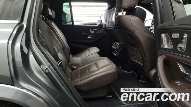 Mercedes-Benz GLS-Class 2021 — Фото 12/20
