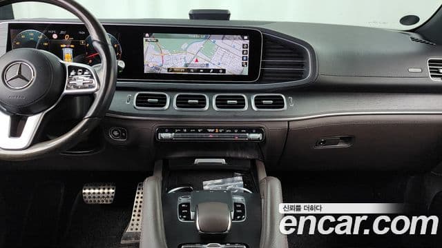 Mercedes-Benz GLS-Class 2021 — Фото 14/20