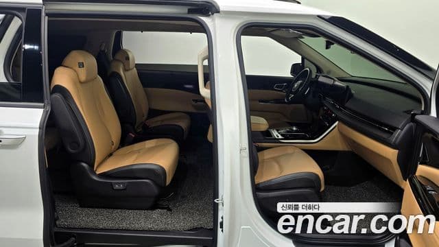 Kia Carnival 2021 — Şəkil 11/20