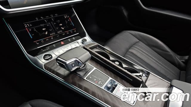 Audi A6 2022 — Şəkil 12/20