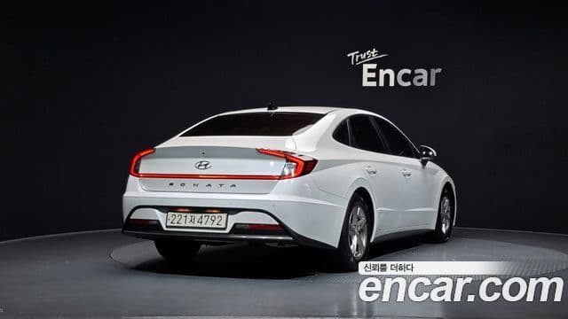 Hyundai Sonata Hybrid 2021 — Şəkil 7/20