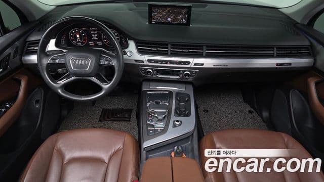 Audi Q7 2019 — ფოტო 11/20