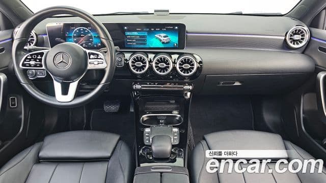 Mercedes-Benz A-Class 2020 — Şəkil 13/20